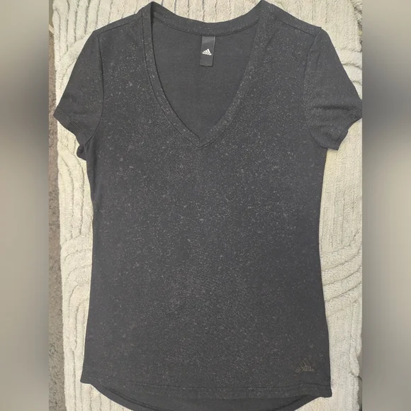 Adidas Women's Black Speckled V-Neck T-Shirt Size Small NWOT - Picture 1 of 4